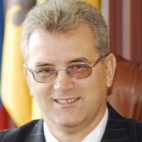 Губернатор Иван Белозерцев призвал чиновников к «бюджетной дисциплине»